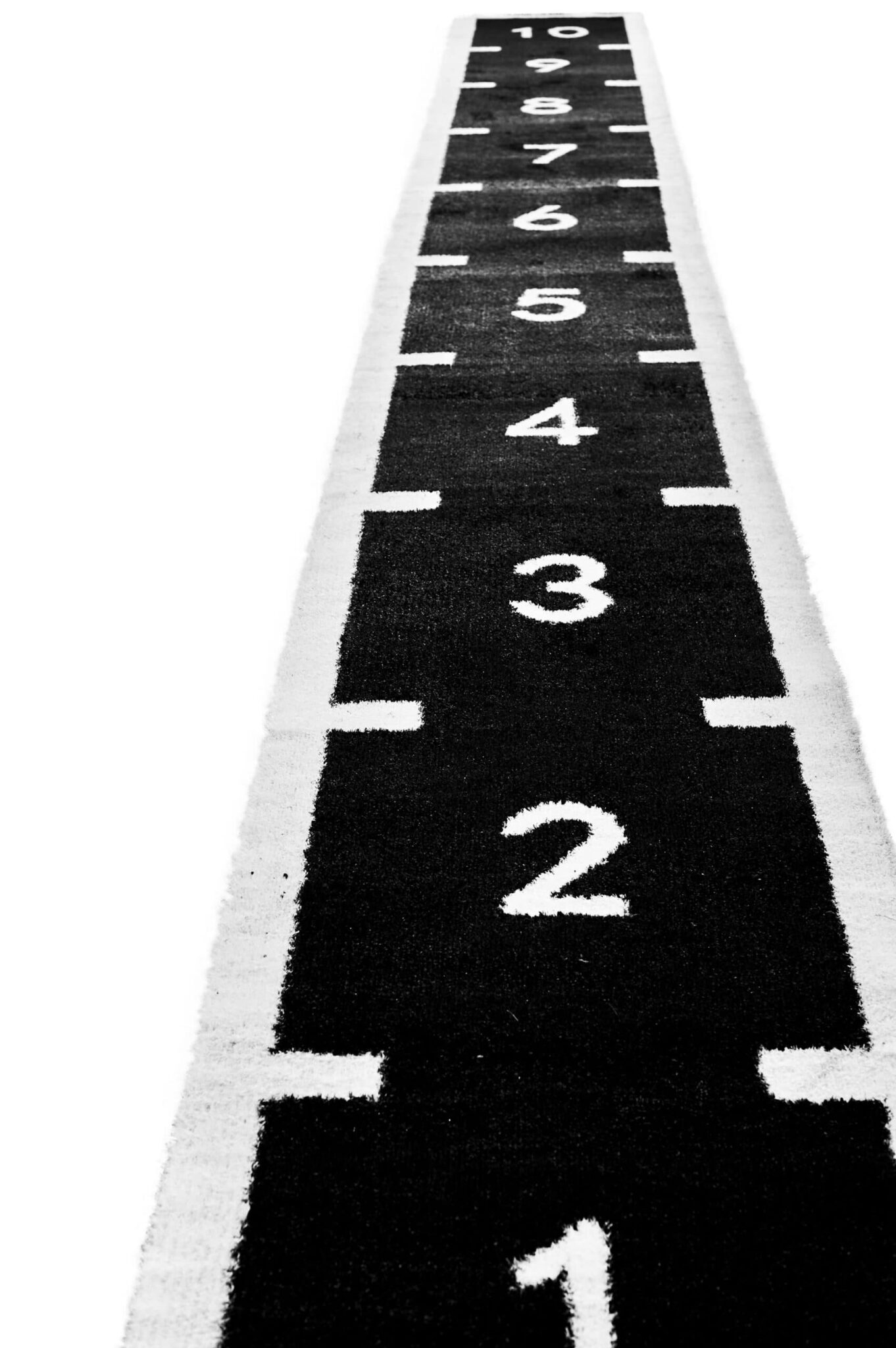 Relva Preta c/ Numeração (rolo 1×10 m) – piso funcional para ginásio & treino - Image 4