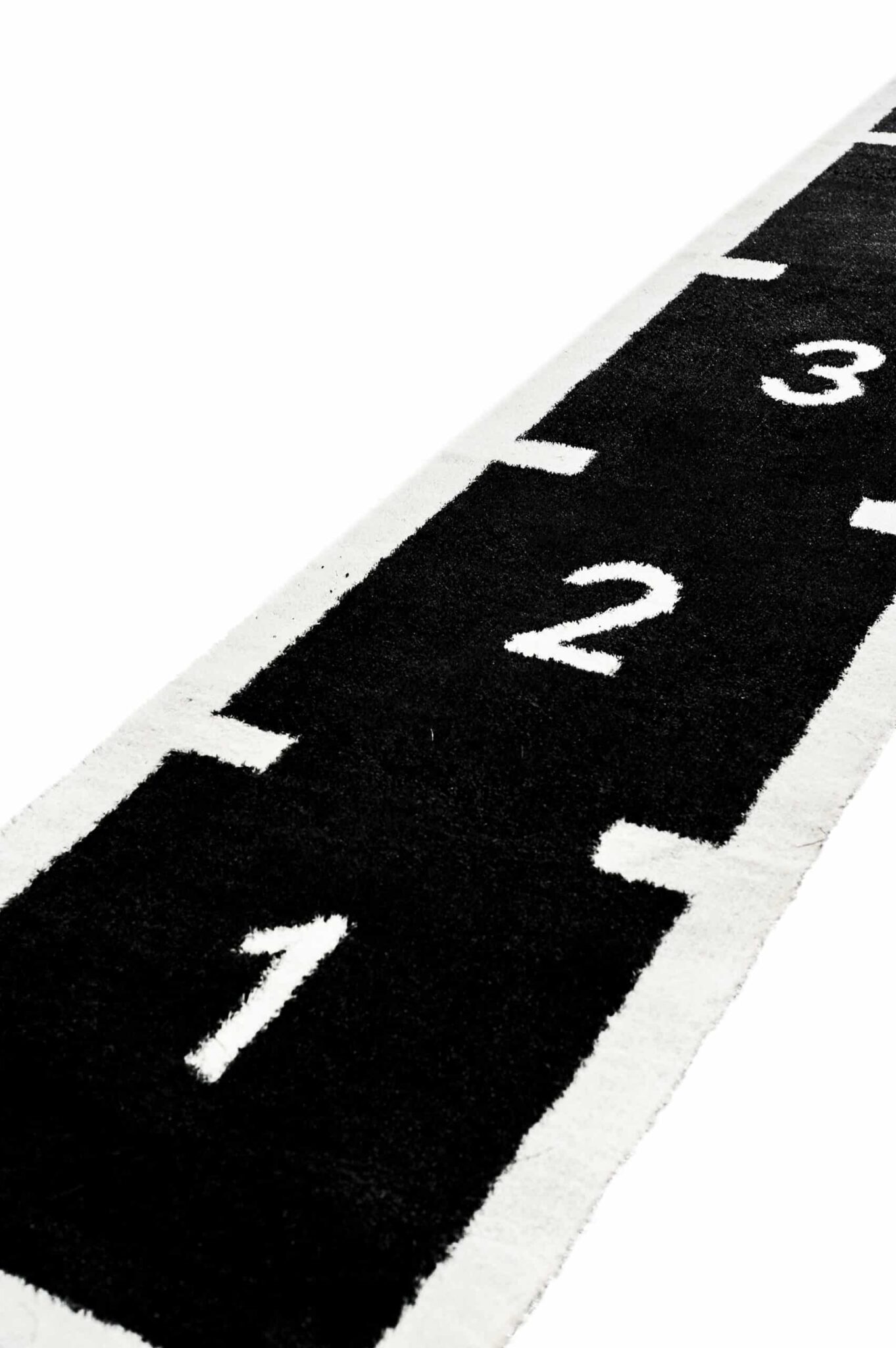 Relva Preta c/ Numeração (rolo 1×10 m) – piso funcional para ginásio & treino - Image 5